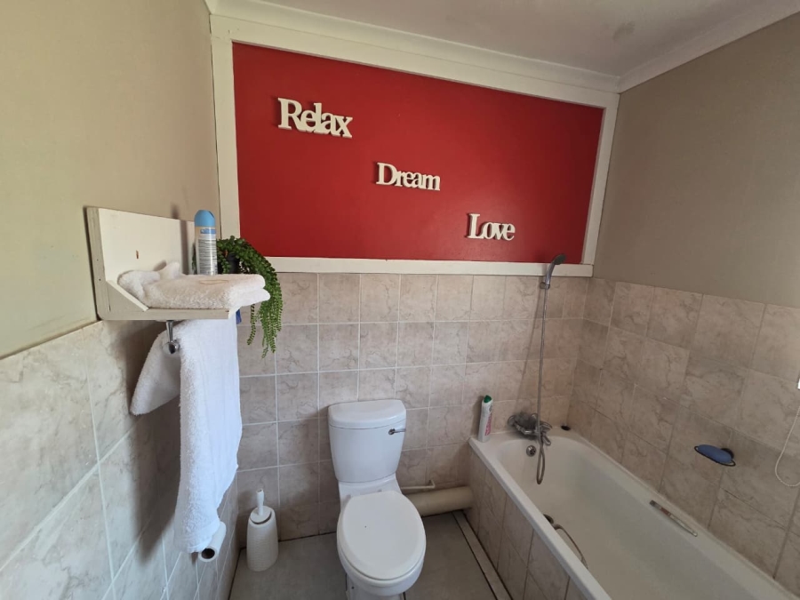 3 Bedroom Property for Sale in Spitskop SH Free State